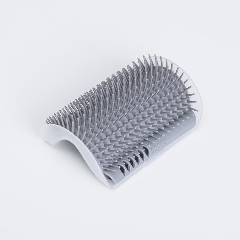 Rurri Щетка-чесалка угловая для груминга кошек 12х77х45 см 389₽