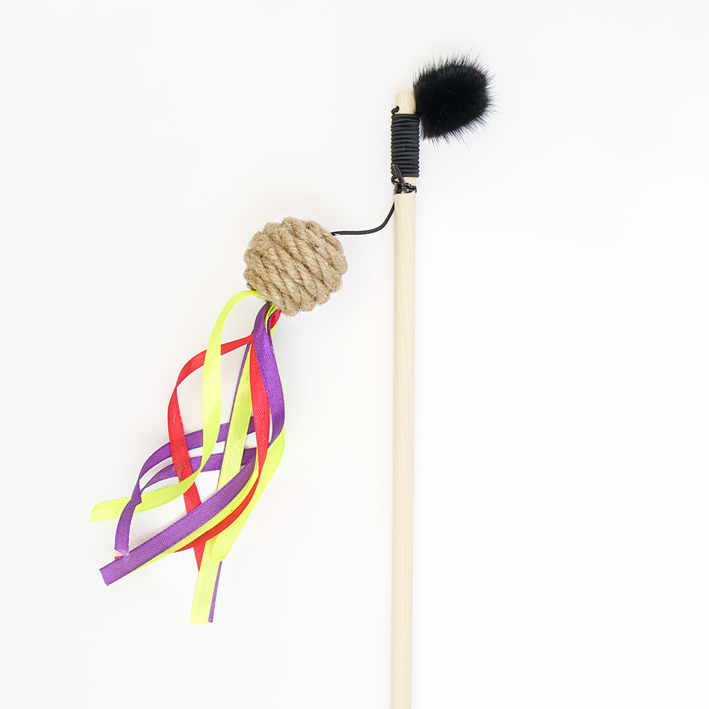 Pet Hobby Игрушка-дразнилка из джута для кошек Шарик с лентами игрушка 15х3х3 см палка 50 см длина резинки 47 см 219₽