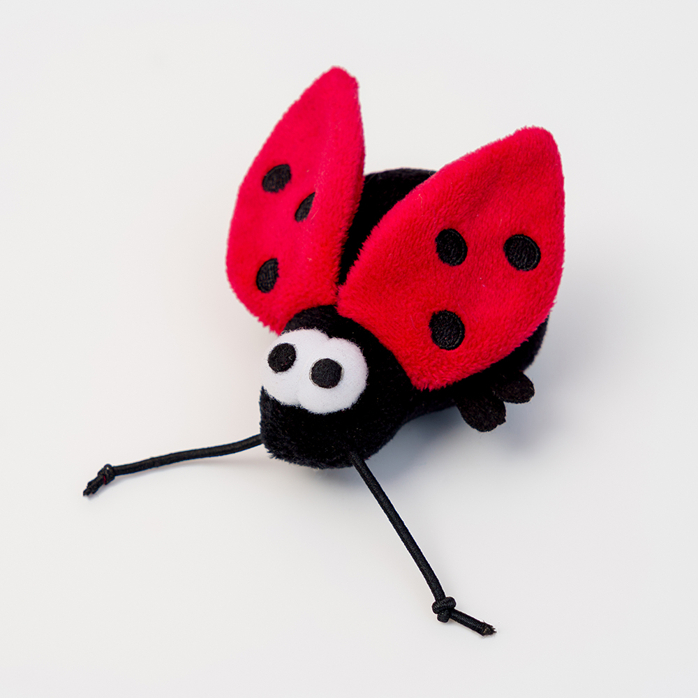 Petmax Игрушка для кошек Божья коровка 8 см с чипом 549₽