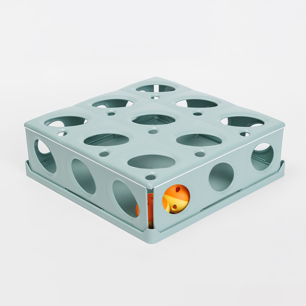 Georplast Игрушка для кошек Трек с мячиками 25х25х9 см мятный 1119₽